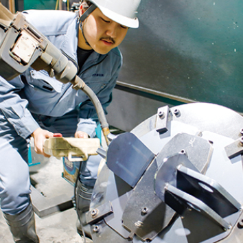 株式会社伊藤金属工業所:お仕事風景01