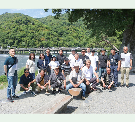 上新開発株式会社