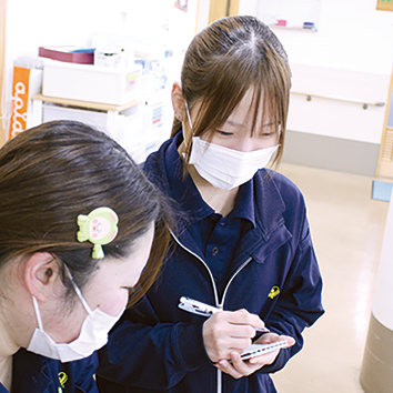 株式会社リボーン:お仕事風景02