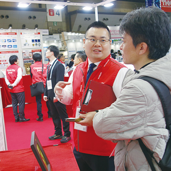 コネクテックジャパン株式会社：お仕事風景01