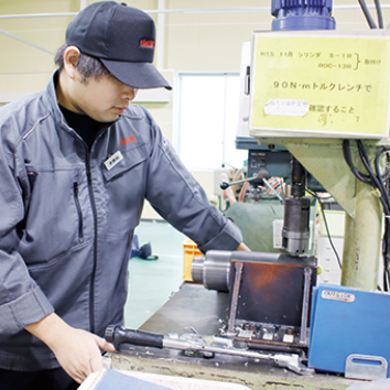 株式会社柿崎機械：お仕事風景02