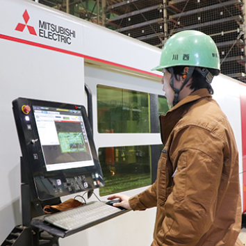 新貝工業株式会社：お仕事風景01