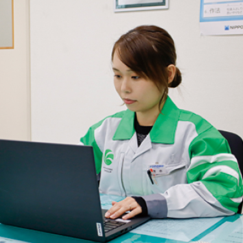 鴻池運輸（株） 鉄鋼東日本支店 直江津営業所：お仕事風景02