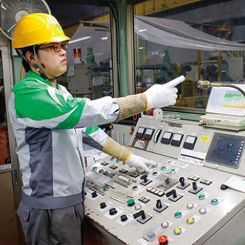 鴻池運輸（株） 鉄鋼東日本支店 直江津営業所：お仕事風景01