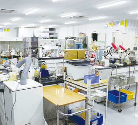 株式会社ウチダ和漢薬 新潟工場